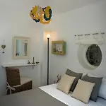 Mikros Vorias كارافوستاسيس