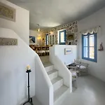 Mikros Vorias *