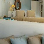 Mikros Vorias Karavostasis (Folegandros)