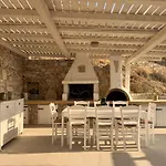 Mikros Vorias Willa Karavostasis (Folegandros)