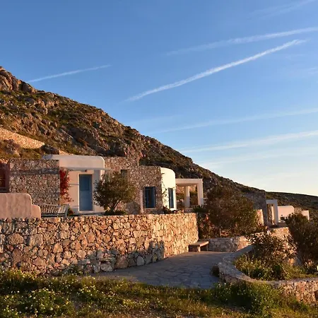 Mikros Vorias Karavostasis (Folegandros)