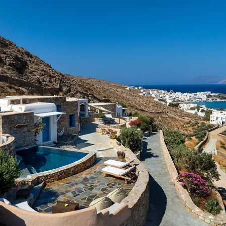 ヴィラ Mikros Vorias *